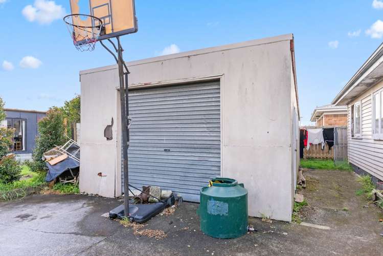 1/35 Rollerson Street Papakura_13