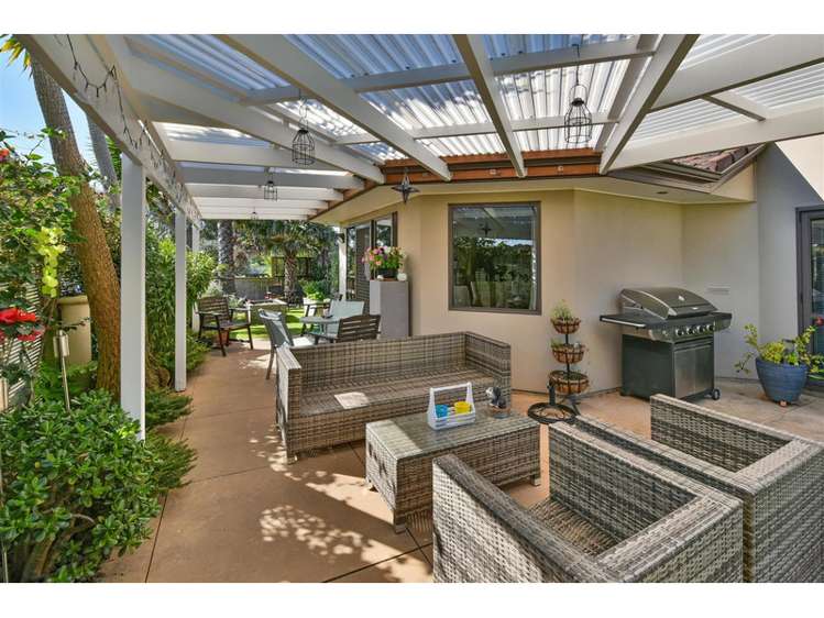 45 Lothian Brae Wattle Downs_22