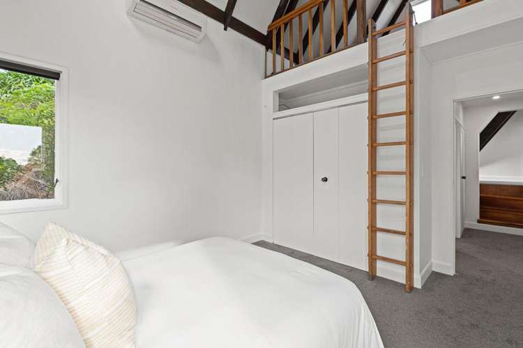 20 Shakespeare Road Bastia Hill_16