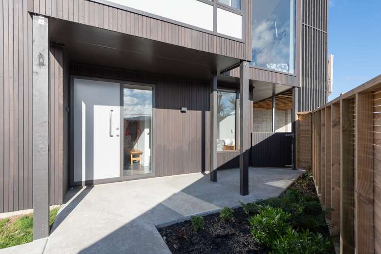 64 Ira Street Miramar_22