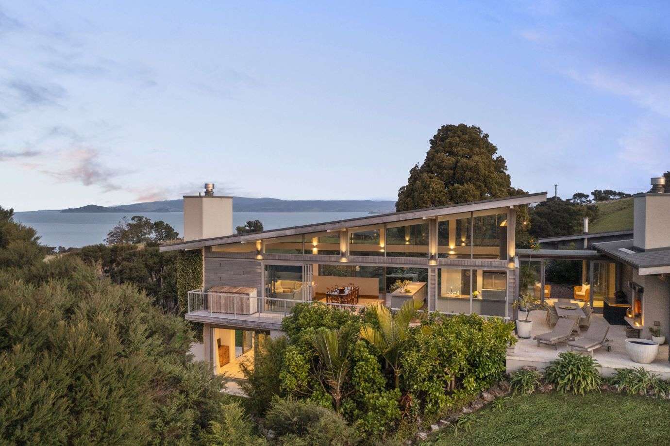 379F Gordons Road in Woodside Bay, Waiheke Island