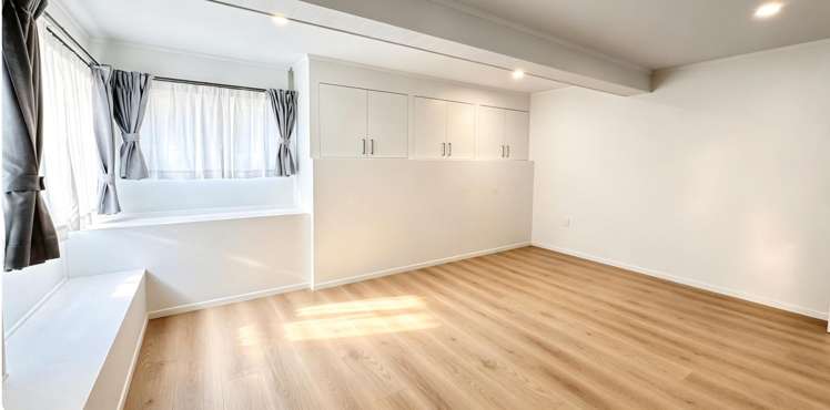 4 Ayton Drive_4