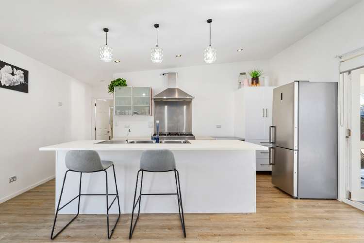 4 Te Whai Street Mangawhai Heads_0