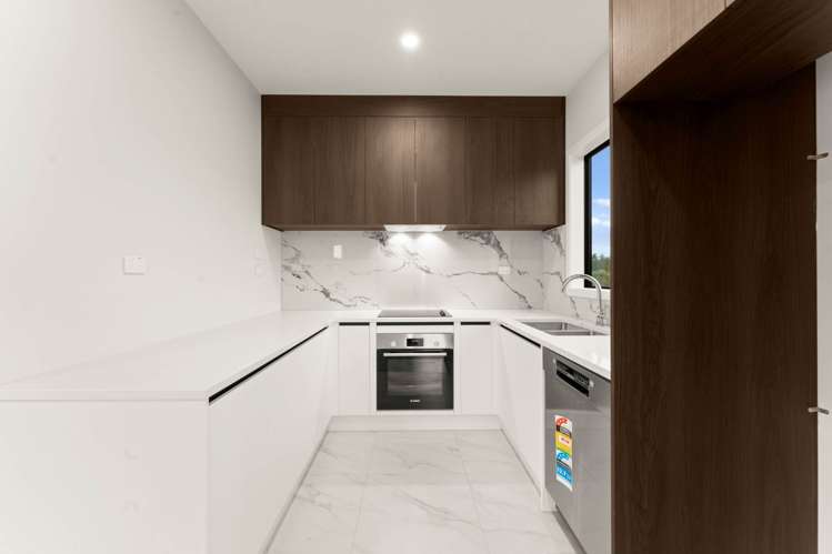 Johns Creek Crescent Silverdale_7