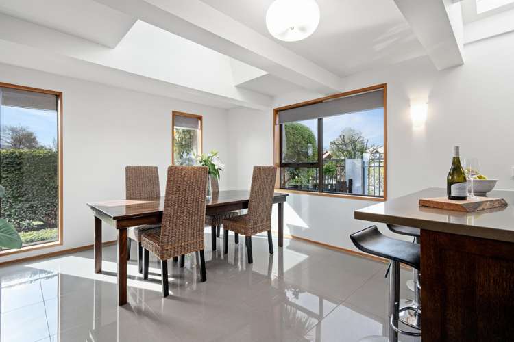 3 Seneca Place_4