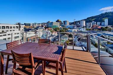 3/125 Thorndon Quay_3