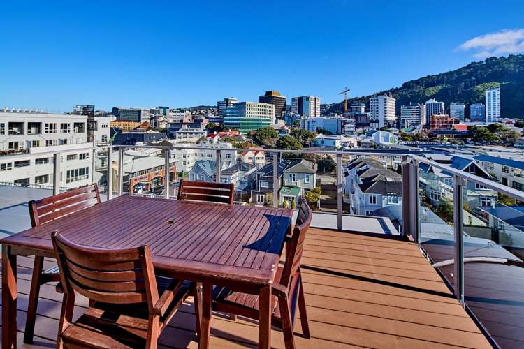 3/125 Thorndon Quay Pipitea_3