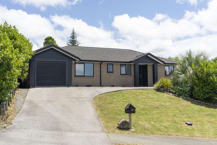 61 Pebble Beach Boulevard Kamo_11