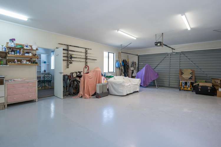 63 Otia Drive Richmond_16