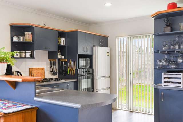 18/285 Vaughan Road Owhata_4