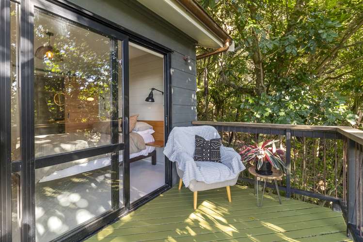 71 Trig Hill Road Onetangi_13