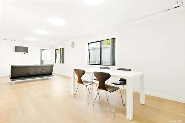 21A Frobisher Way Clendon Park_3