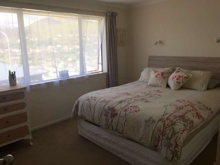 2 Carleton Place Toi Toi_6