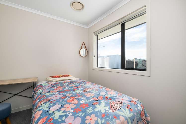 16 Spitfire Drive Burleigh_8