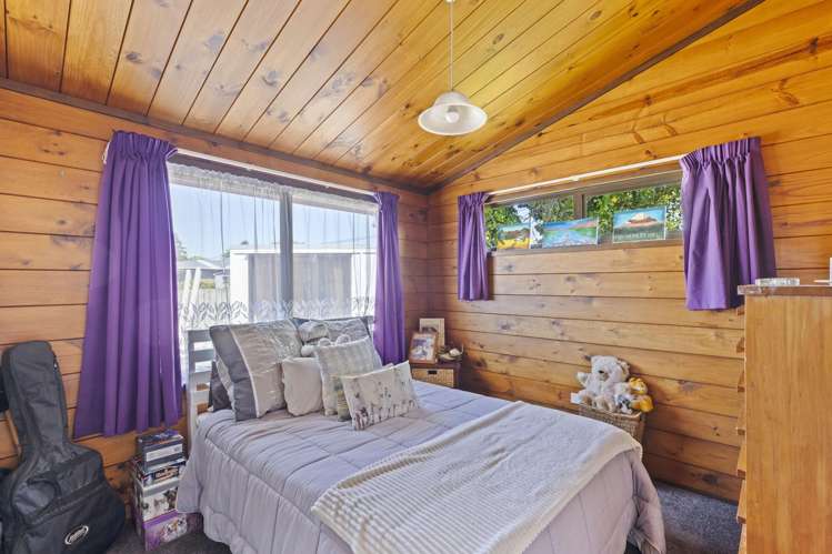 2 Honnor Place Hurdon_23