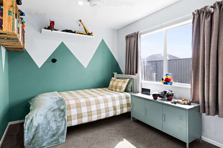 34 Arbuckle Road Frimley_21