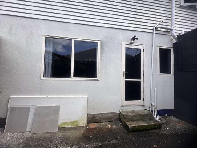 7B Seine Rd Forrest Hill_1