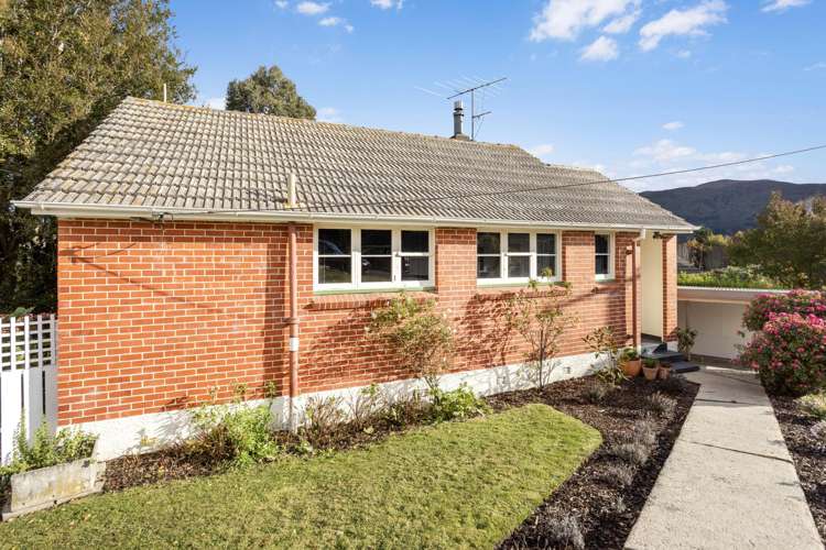 17 Lowe Street Liberton_19