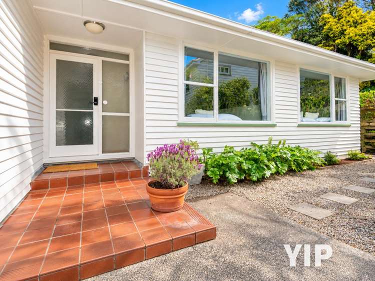 5 Winston Street Crofton Downs_1