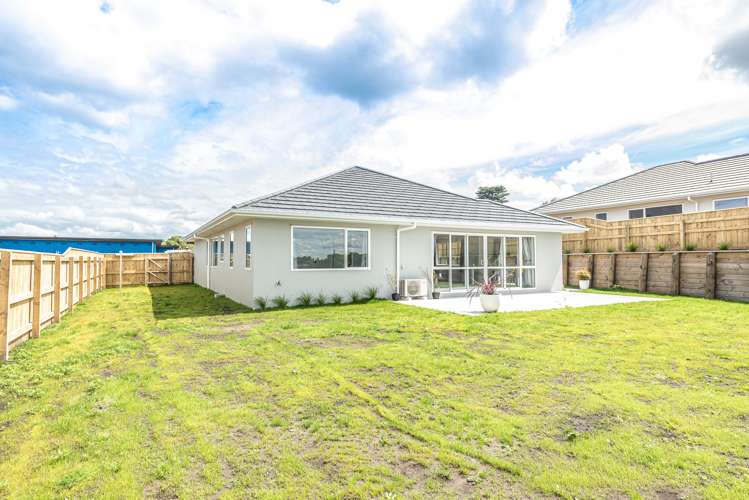 51 Tirimoana Place Otamatea_21