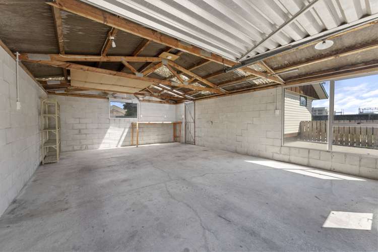 19a Kaplan Avenue Islington_14