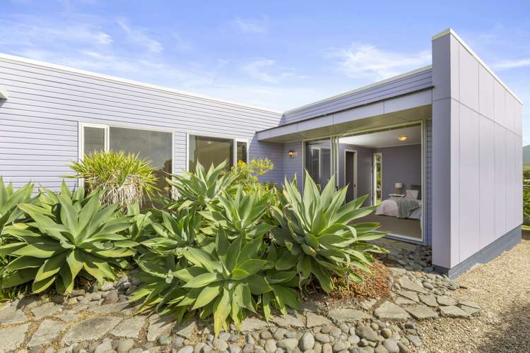 15 Opotoru Road Raglan_3