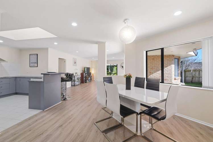 18 Brittany Drive Henderson_7