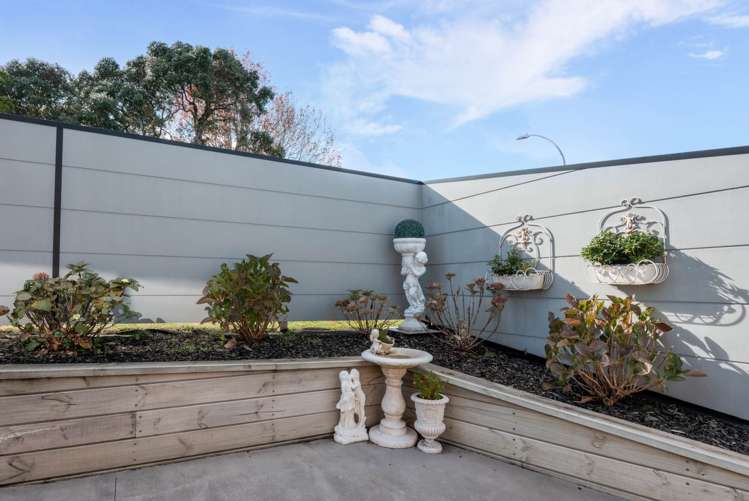 7 Hartles Place Mellons Bay_29