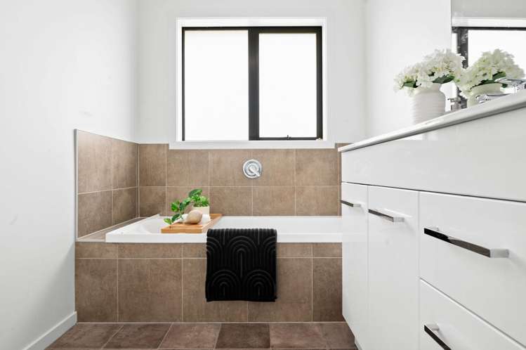 23 Chadwick Place Rototuna North_16