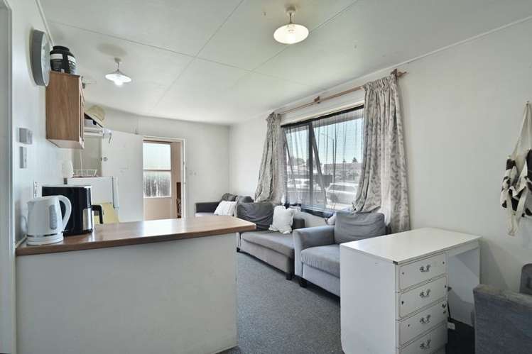 916 Lawrence Street Akina_13