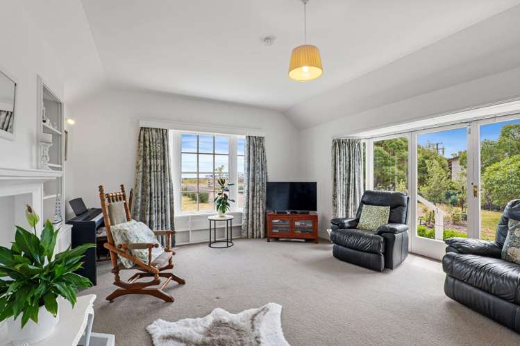 113 Poranui Beach Rd Little River_6