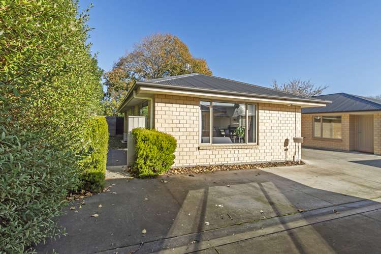 46 Thackeray Place Waltham_12