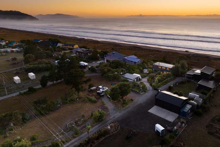 114 Rarangi Beach Road Rarangi_48