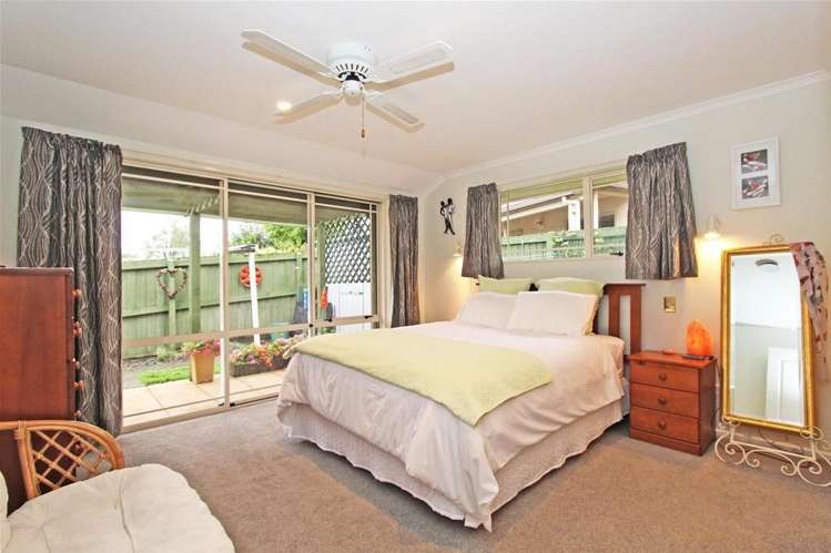 381 Suffolk Road Stoke_7