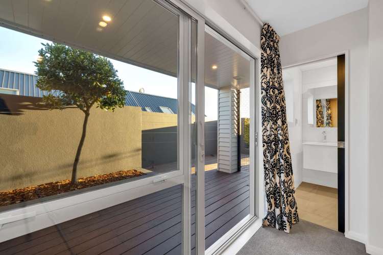 6 Dunkeld Lane Redcliffs_32