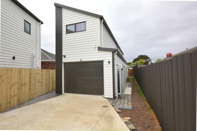 2B Athelstan Place Otara_1