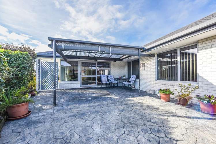 19 Stead Crescent Stoke_5