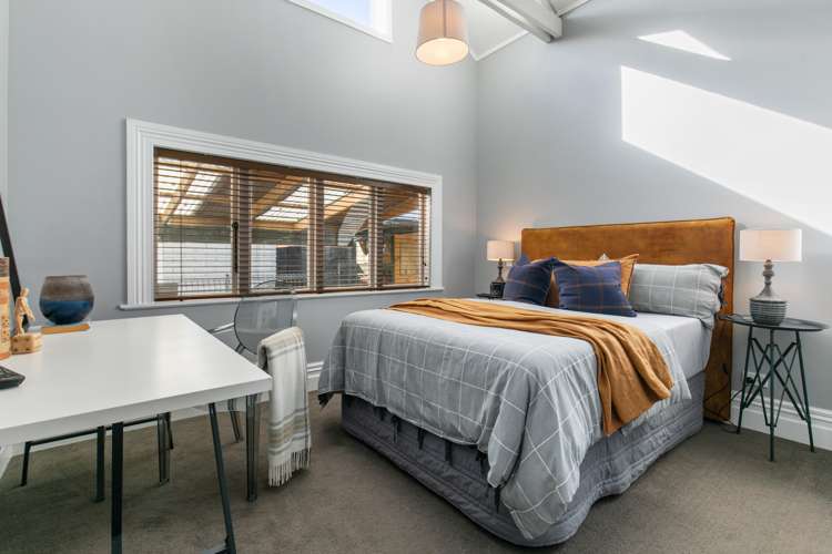 36 Ray Small Drive Papakura_12