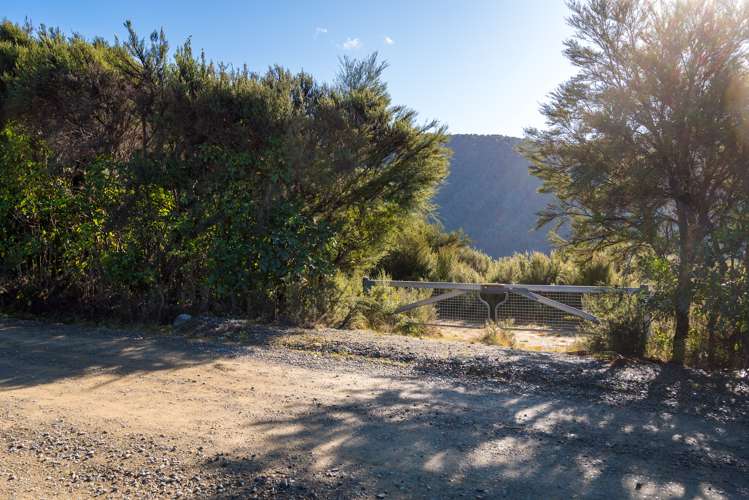 2464 Port Underwood Road Port Underwood_17