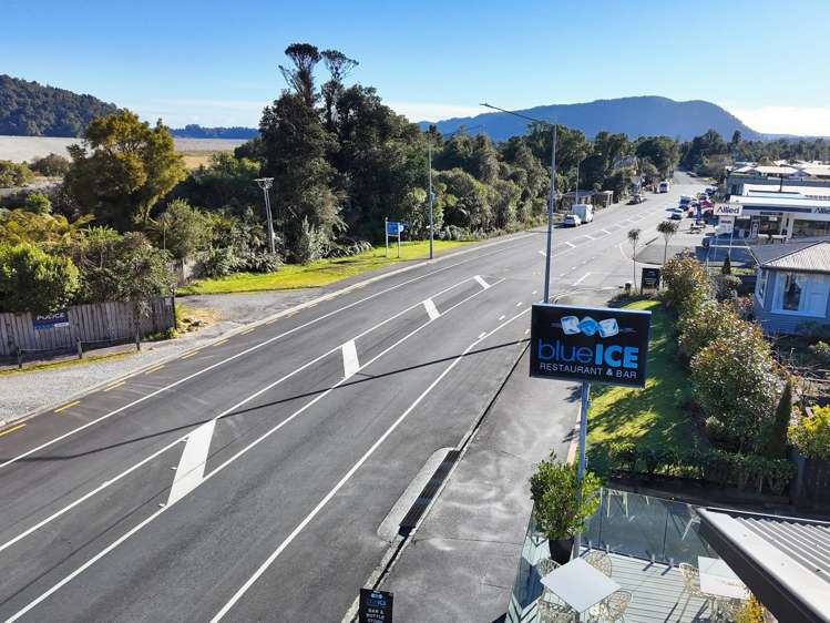 12 Main Road & 2 Condon Street Franz Josef_19