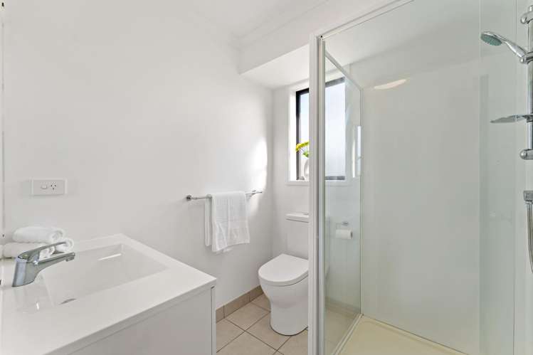 113a Titirangi Road New Lynn_11