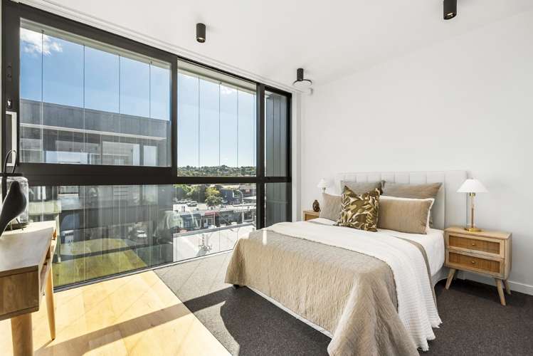 17/423-427 Beach Road Mairangi Bay_20