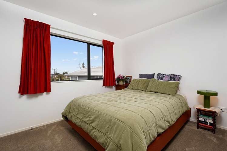 14E Kelwyn Road Kelston_5