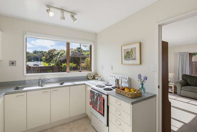 15a Te Maku Grove Waikanae_19