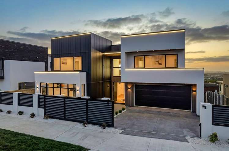 9 Michael Richard Place East Tamaki Heights_1