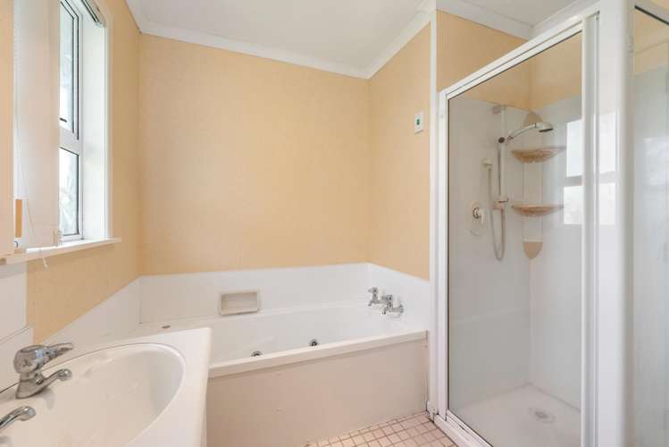 212 Milson Line Milson_4