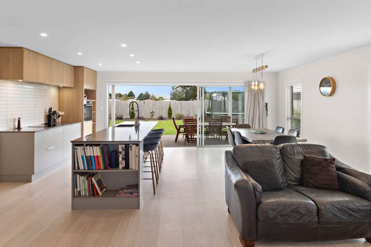 8 Tuatahi Avenue Solway_14