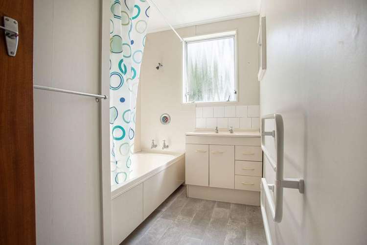 5 Carlson Street Dannevirke_14