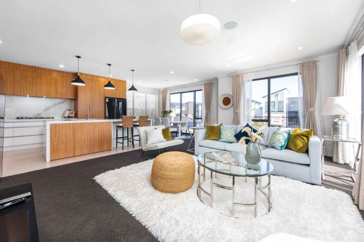 18 Hermitage Street Flat Bush_2