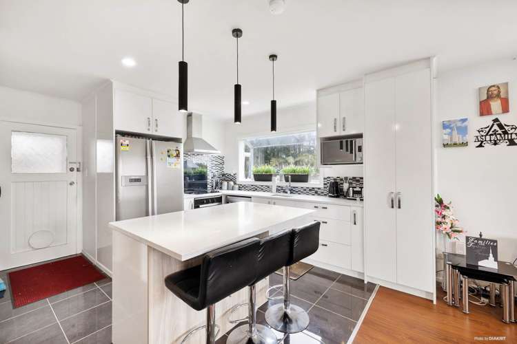 3 Hunua Road Papakura_16